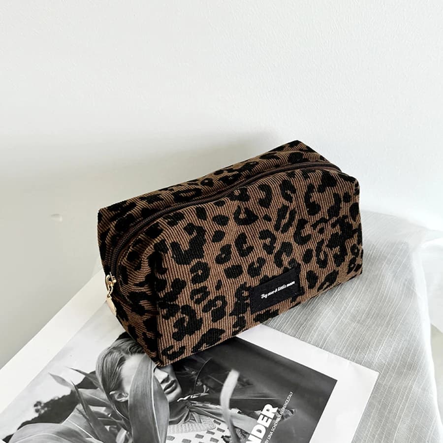 Unique Leopard Print Makeup Bag • Large-Capacity Cosmetic Organizer • Lipstick Storage Pouch
